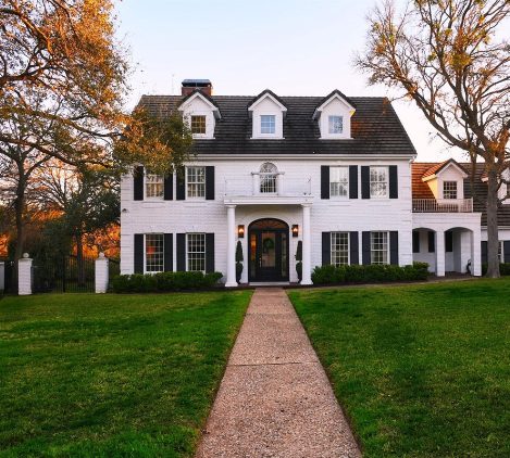 Kathy Weber Headshot (3)